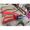 Image 2 : 2 Meat Hooks, Tricycle, Power Saw, 2 Saws