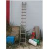 Image 1 : Aluminum Extension Ladder