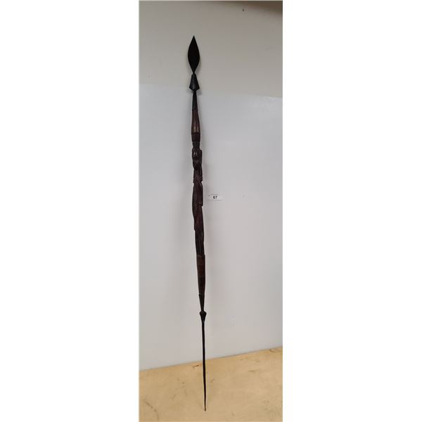 BEAUTIFULLY CARVED AFRICAN DISPLAY SPEAR
