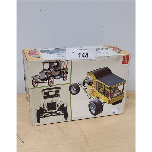 VINTAGE AMT 1925 T FRUITWAGON MODEL KIT UNASSEMBLED