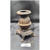 Image 2 : ANTIQUE CAST IRON POT BELLY STOVE TOY