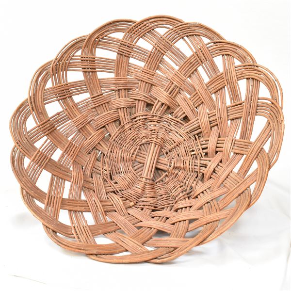 Large Native American Cherokee Grapevine Basket