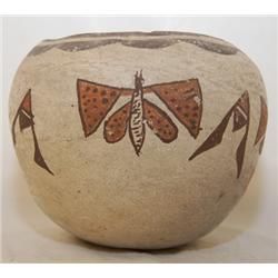 ZUNI POTTERY JAR