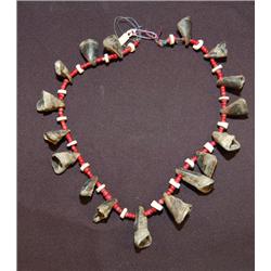PLAINS NECKLACE