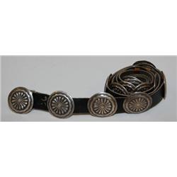 NAVAJO CONCHO BELT