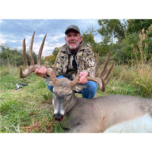 Premier Adventures 200” Whitetail Deer