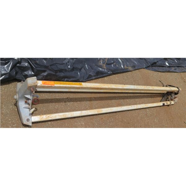 Metal Tripod w/ Chain Attachment