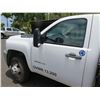 Image 30 : 2013 Chevy Silverado 3500HD Flatbed Truck w/ Lift Gate, Fuel Tank, Tool Boxes, Lic. 840TTY (Starts &