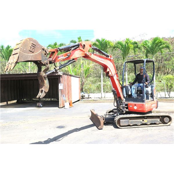 Kubota U35-4 Mini Excavator (Starts & Runs - See Video). Meter Reads 1583.2