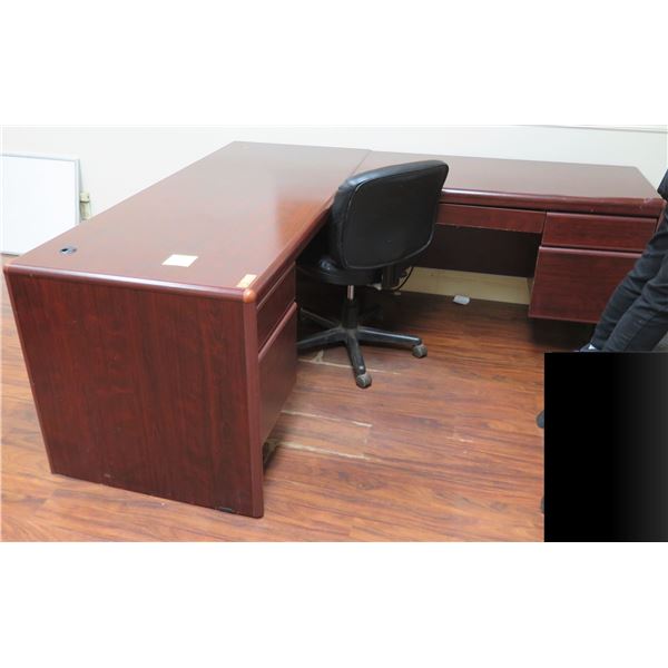 Wooden "L" Shaped Desk w/ 5 Drawers & Rolling Chair 72"x76" x 30"H