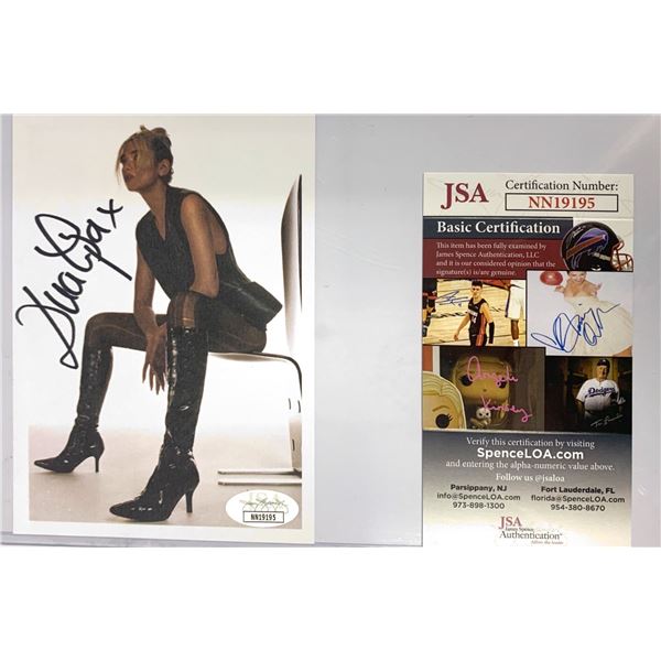Autographed Dua Lipa JSA Offical Card