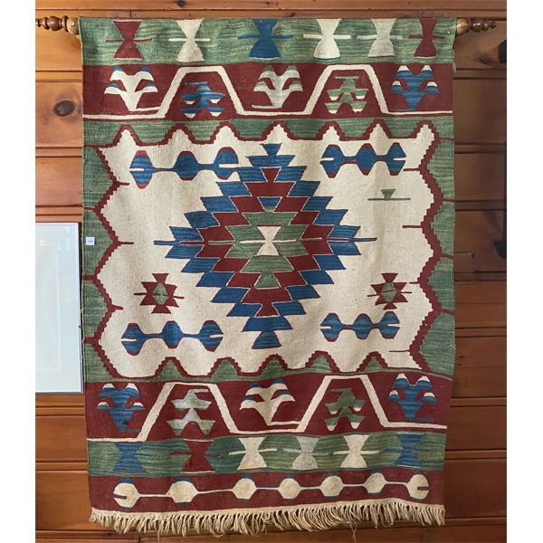 HAND LOOMED TURKISH KILIMS RUG - 4 X 5.5 FEET