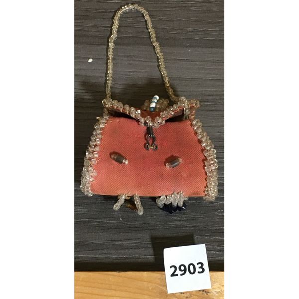 SMALL BEADED PURSE - 1.5 x 2.5 x 3in