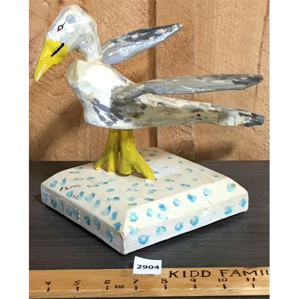 HAND CARVED DRIFTWOOD "BILLY THE SEAGULL" SCULPTURE - 6.5 x 6.5 x 9in