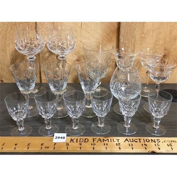 JOB LOT - MISC GLASSWARE
