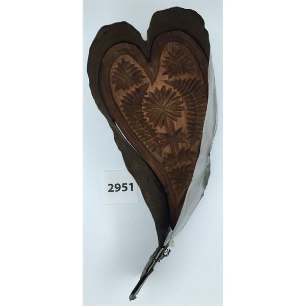 WOOD AND TIN BLEEDING HEART SHAPED MOLD - APPROX 3 x 3 x 7in