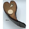 Image 4 : WOOD AND TIN BLEEDING HEART SHAPED MOLD - APPROX 3 x 3 x 7in