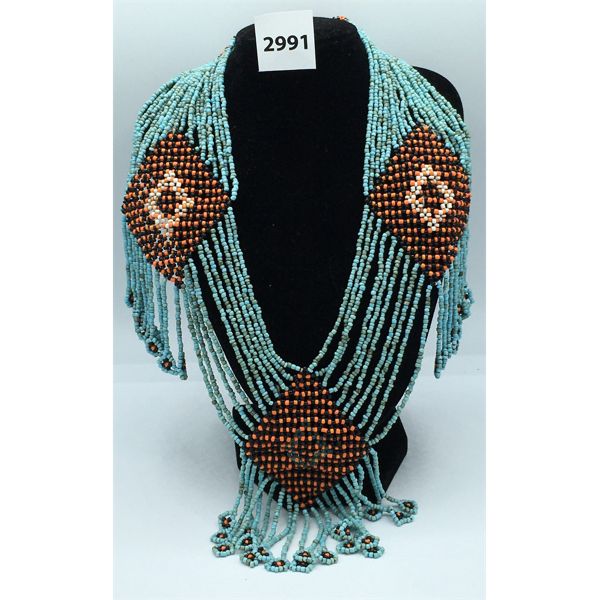 BEADED NATIVE INSPIRED (METI ?) NECKLACE