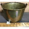 Image 1 : BRASS POT W/ HANDLE - 6in TALL