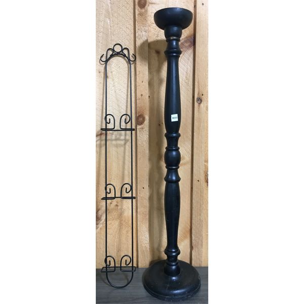 LOT OF 2 - WOODEN STAND AND METAL WALL MOUNTED PLATE RACK