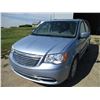 Image 3 : 2013 Chrysler Town + Country Van - 58,000km, loaded 3.6L Motor VVT - S/N 2C4RC1BG2DR610394