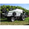 Image 2 : Deutz-Allis Gleaner R7 with 30 ft straight header