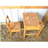 Image 2 : School desk with chair