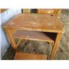 Image 3 : School desk with chair
