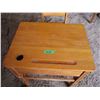 Image 4 : School desk with chair