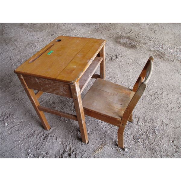 School desk with chair