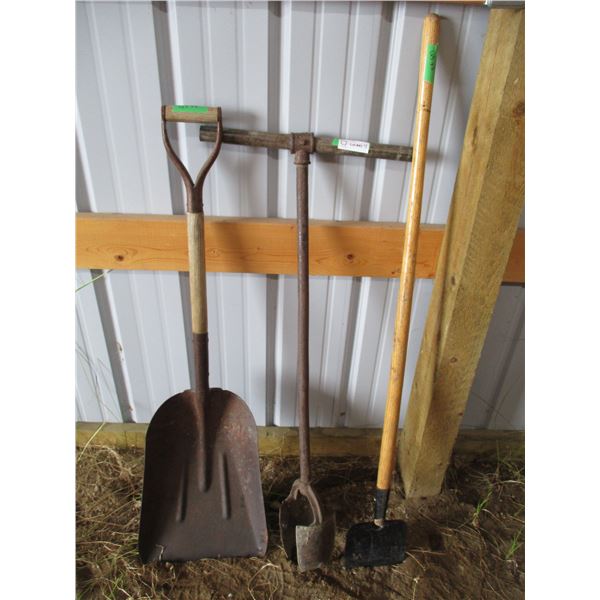 Post hole digger shovel ice chipper