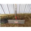 Image 3 : (2) Snow shovels