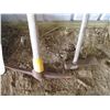 Image 2 : (2) Shovels + (2) Picks