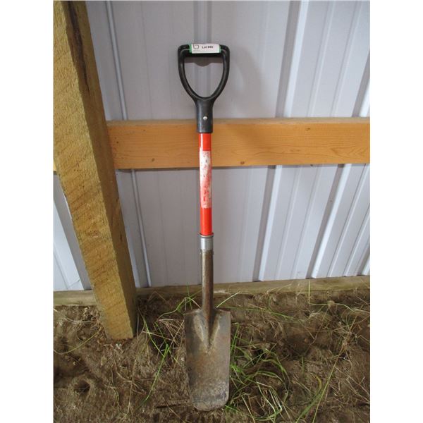 Trench shovel