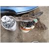 Image 1 : 1 1/2 pail full muffler clamp plus rubbers, chain