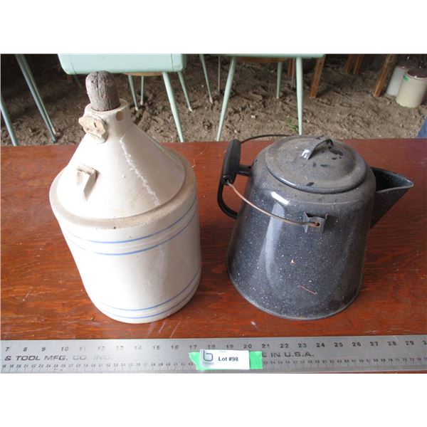 Campfire kettle with jug (blue strips, no handle)