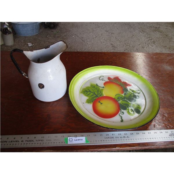 Enamel tray + pitcher