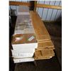 Image 1 : 8mm deep grain oak honey laminate flooring - 5 full packs + some loose ones