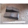 Image 1 : (2) Hard rubber car ramps