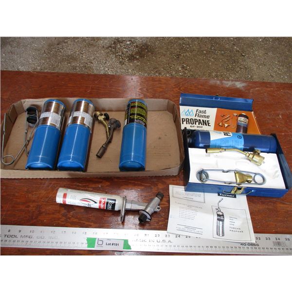 Propane kit - bottles, lighters, etc
