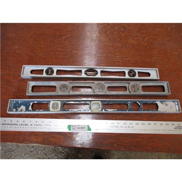 (3) Levels - 24"-28" long