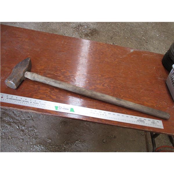 Sledge hammer