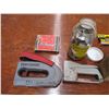 Image 2 : Craftsman stapler with staples, misc