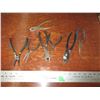 Image 1 : Needlenose + other pliers