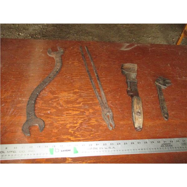 (4) Vintage hand tools