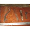 Image 1 : (4) Vintage hand tools