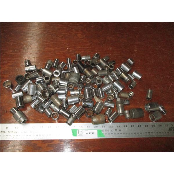 Container filled with sockets - SAE