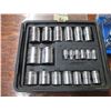 Image 2 : (3) Socket sets - metric + SAE - mastercraft