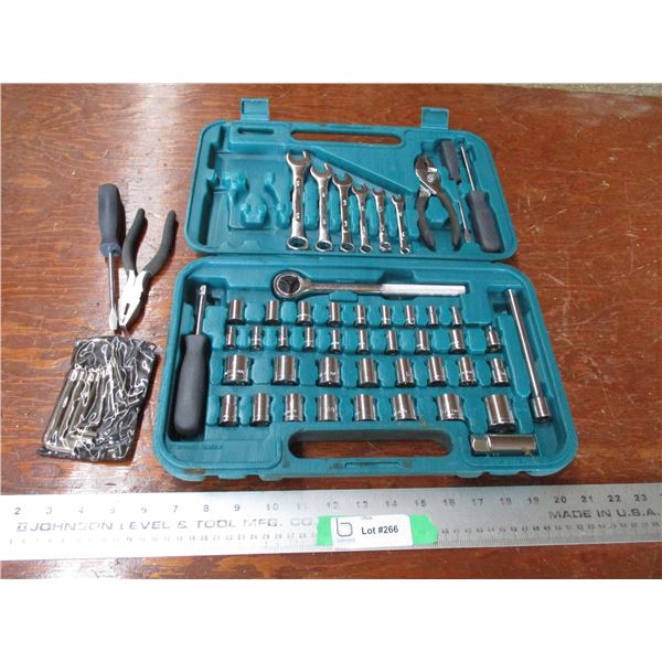 Tool source SAE / Metric socket set toolkit