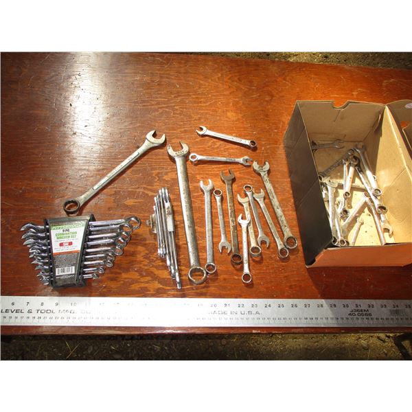 9-piece combination wrench set (SAE) + multiple other wrenches